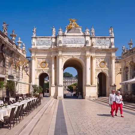 Appartement Mezzanine 10 Min Walk From Place Stanislas *